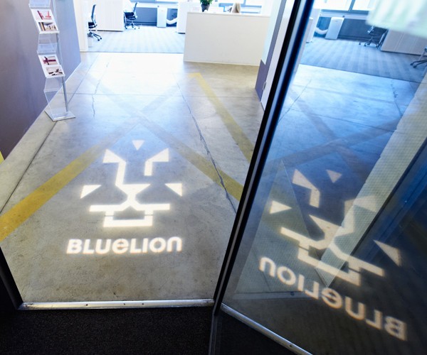 BlueLion, Foto 2